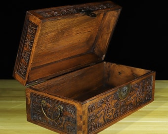 China's pure hand-carved rosewood Baifu Duobao box ornaments can be collected and used