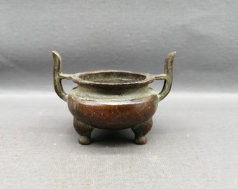 Chinese antique pure copper small incense burner, handmade, exquisitely shaped like Qing Dynasty Mark can be collected