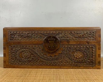 Chinese Antique Hand Carved Rosewood Box Rare and Exquisite