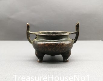 Chinese antique pure copper incense burner statues are hand carved and exquisite patterns are worth collecting