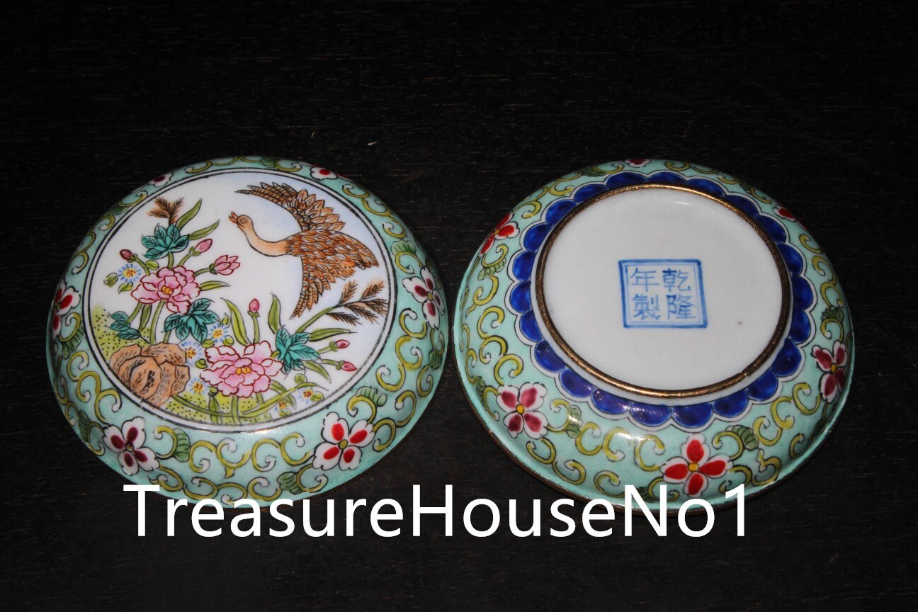 Ancient Chinese pure copper Cloisonne Rouge box statue is made by hand