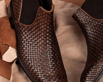 Botines de piel tejida marrón hechos a mano: Botas de vestir para hombre