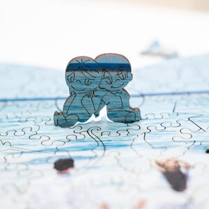 Puzzle personnalisé à partir d'une photo, cadeau personnalisé, puzzle en bois, formes uniques, cadeau d'anniversaire pour lui, elle, cadeau de mariage pour couple image 14