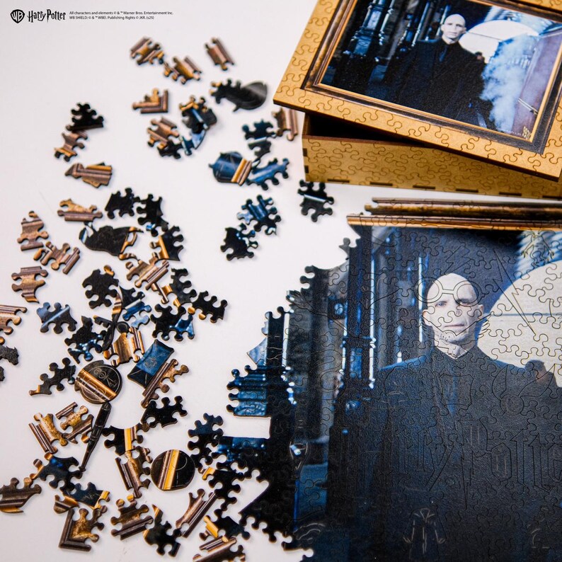 Rompecabezas de madera para adultos y niños Harry Potter Severus Snape™, regalo Potterhead, retrato de Voldemort, rompecabezas vintage coleccionable imagen 2