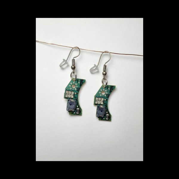 Upcycled/Recycled Earrings, Circuit Board Jewelry, Electrical Component Jewelry, Computer parts, Geeky Nerdy Jewelry, Eco Friendly, PCB