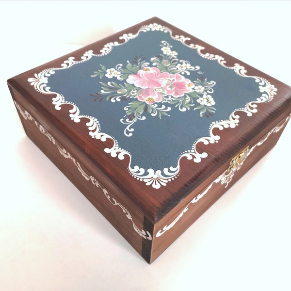 Hand Painted Solid Wood Storage Box Single Piece