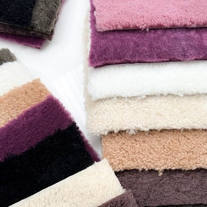 Genuine Boucle Sheepskin Pieces For Crafts DIY Projects Sheepskin Panels Patchwork Upholstery Home Decor Sheepskin Cushions Mat