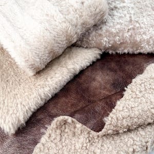 4 Genuine Sheepskin Hides Bundle – Beige & Taupe Shearling Pelts for Upholstery, Leatherwork, Crafts, Rugs, Sewing, DIY Projects
