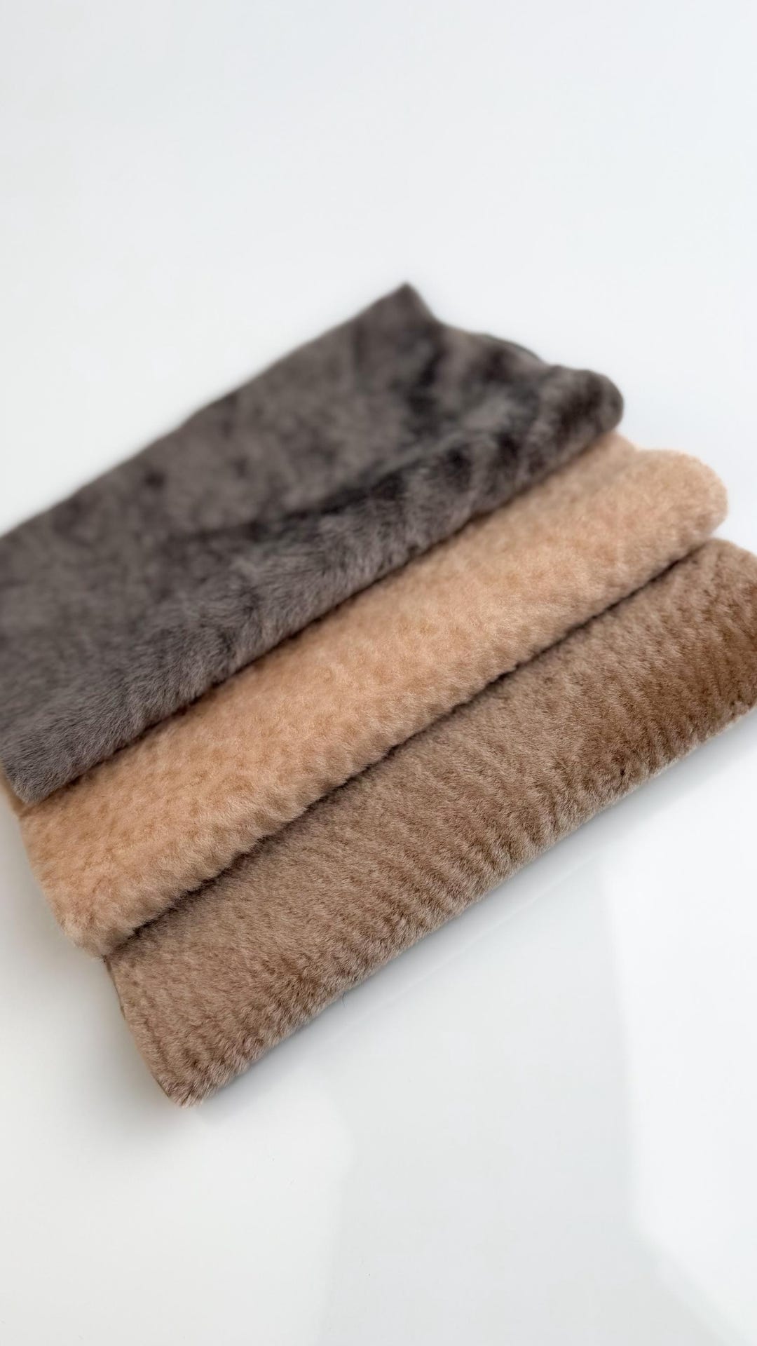Shearling Photo Making Sheepskin Scraps Shearling Leather Pieces Craft Leather Bag Making ...