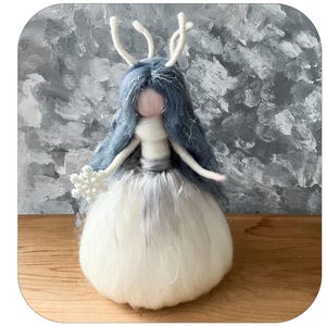 Mini Snow/Winter Solstice goddess Tree topper, Needle felted Waldorf Snow Fairy Queen