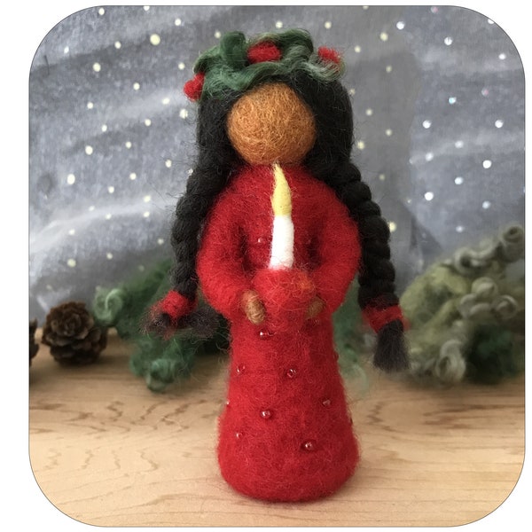 Advent girl Waldorf ring ornament/figurine, needle felted Christmas decoration.