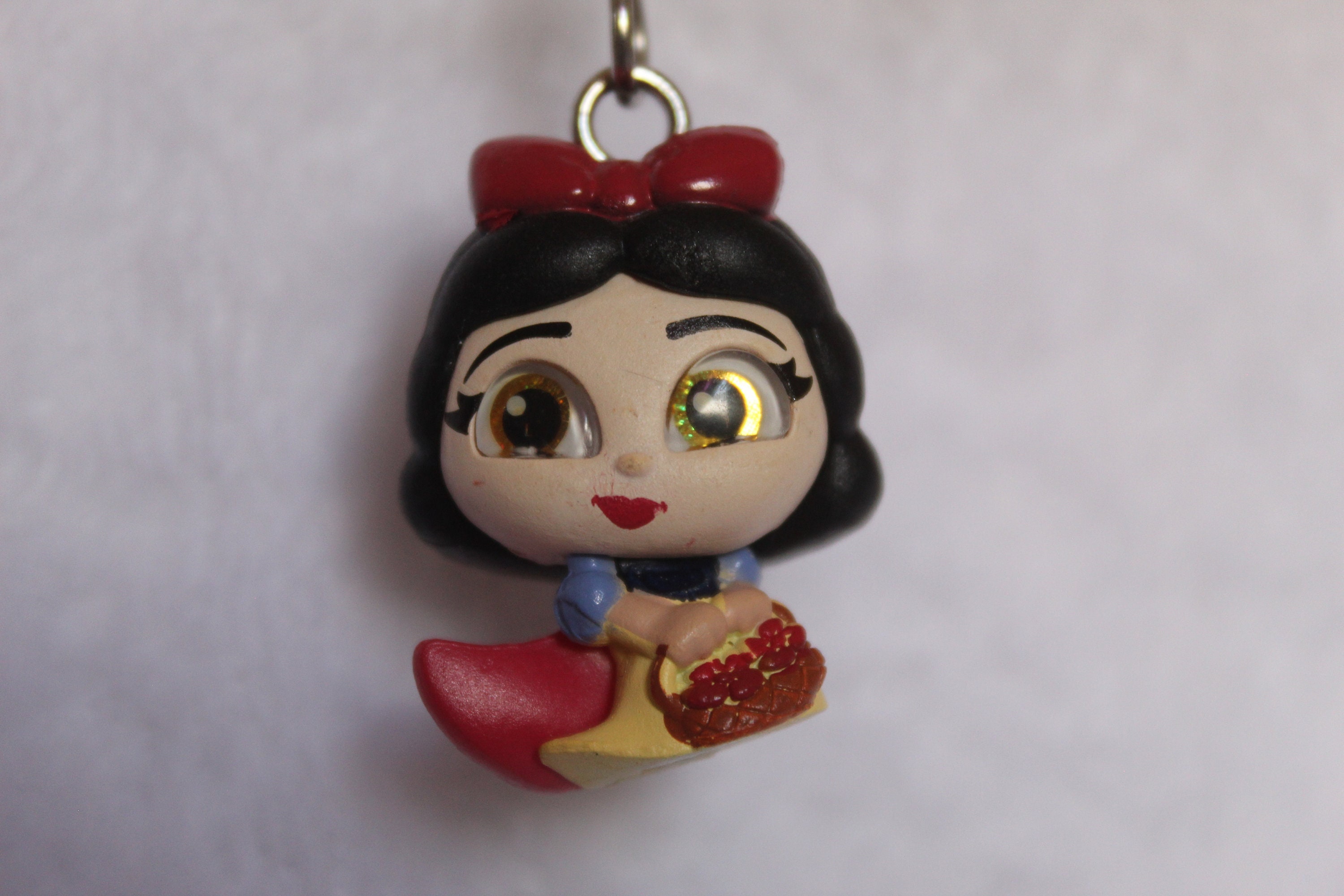 Snow White Doorables Keychain