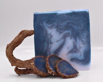 Savon noir en poudre de curcuma et de perle – Barre de décoloration entièrement naturelle faite à la main