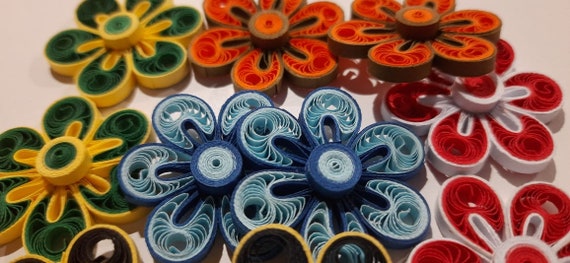 Lot 100 Paper Quilling Leaves Handmade for many crafting 