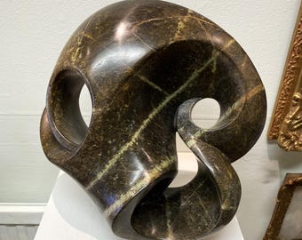 Stone Shona Serpentine Sculpture Abstract African Art Hand Carved Garden Decorative