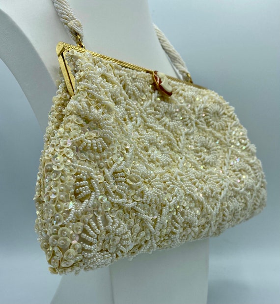 Vintage Beaded and Sequined Cameo Clasp Handbag- … - image 2