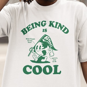 Being Kind is Cool T Shirt, Retro Groovy Wavy Letter T - Shirts, Smiley Face Shirt, Positive Good Vibe Only Tee, Summer Trendy Tshirt