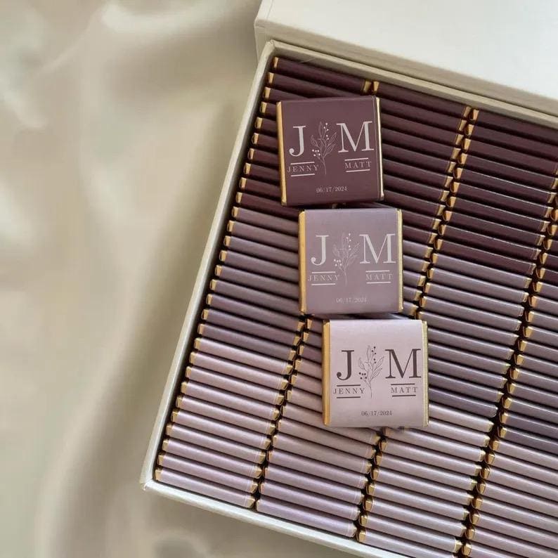 50 Chocolate Favors, Wedding Favors For Guests, Engagement Chocolate, Wedding Favors, Customized Chocolate, Wedding Chocolate
