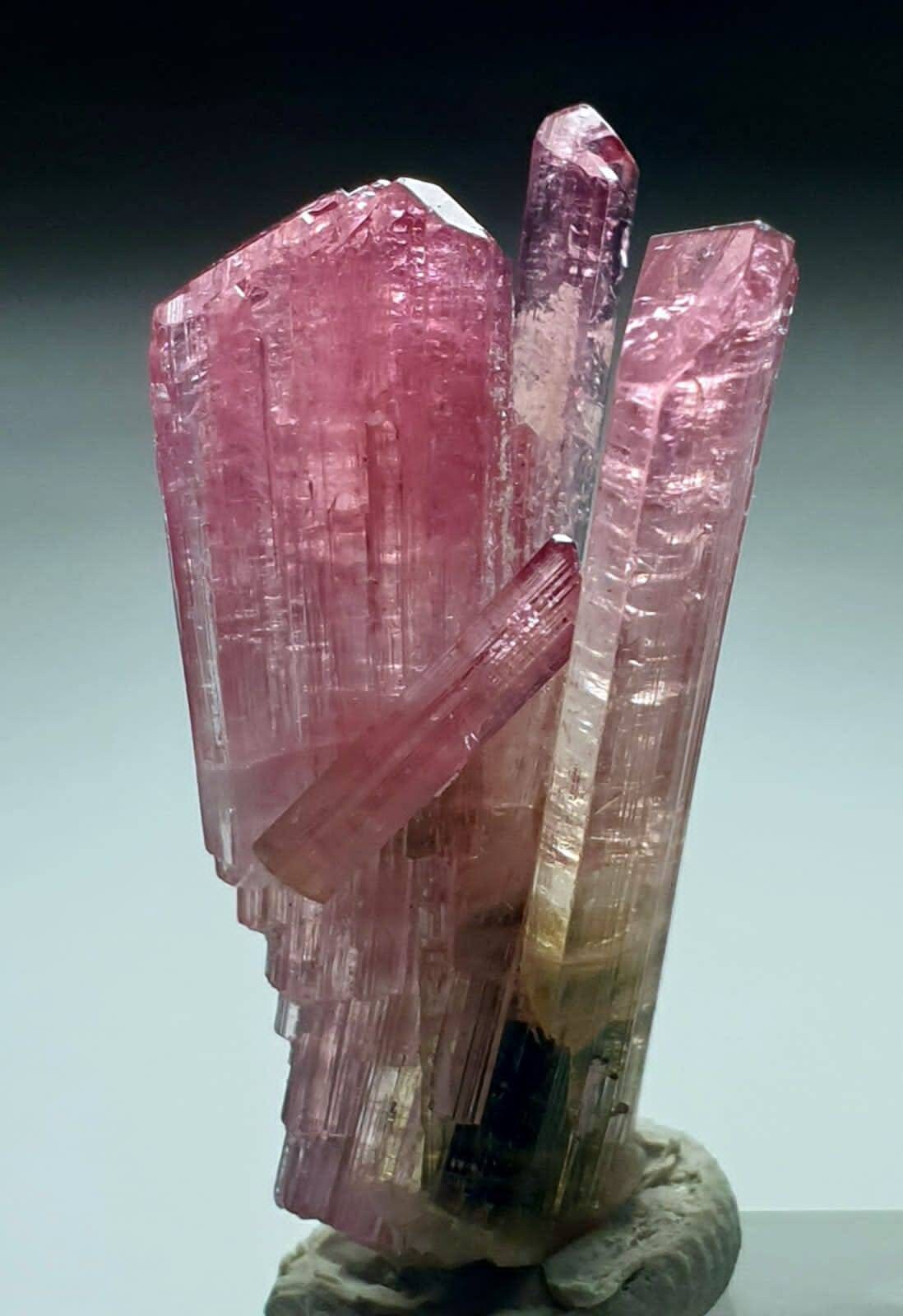 最高品質のツイストタイプのピンク色のトルマリンクリスタル - Etsy 日本