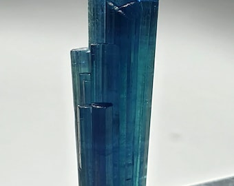 21 carats Top quality lustur blue indicolite terminated tourmaline crystal