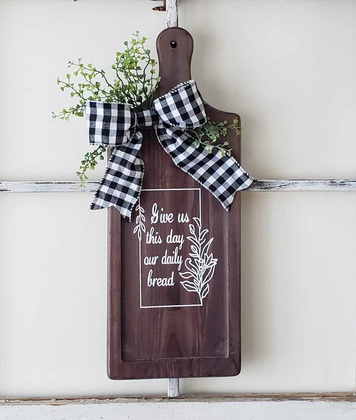 Decorative hanging cutting board with Buffalo plaid bow Etsy