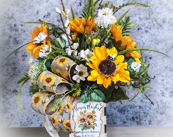 Yellow Sunflower table centerpiece for summer, Sunflower table arrangement , Fall centerpiece