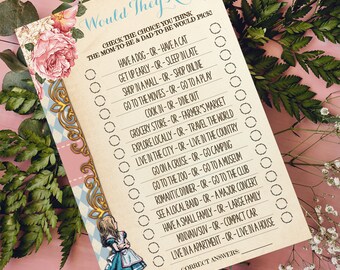 Op de afbeelding: Een printbare "Would They Rather" spelkaart met een sprookjesachtig Alice in Wonderland-thema. De kaart bevat een lijst van 16 vragen met twee keuzes per vraag, zoals "Een hond hebben of een kat?" en "Winkelen in een winkelcentrum of online?" De kaart is versierd met een roze en blauwe bloemenprint en een gouden rand.