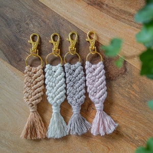 MACRAME GOLD KEYCHAIN | Custom Made Keyring | Handmade Macrame Keychains\ Car Key Accessory | School Bag Charm
