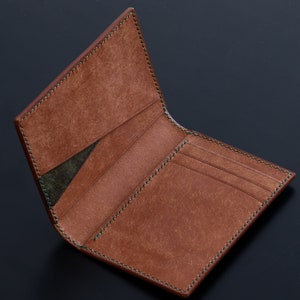Monedero bifold de cuero, cosido a mano, cuero pueblo