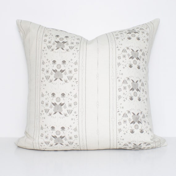 Mae Pillow Cover in Pearl