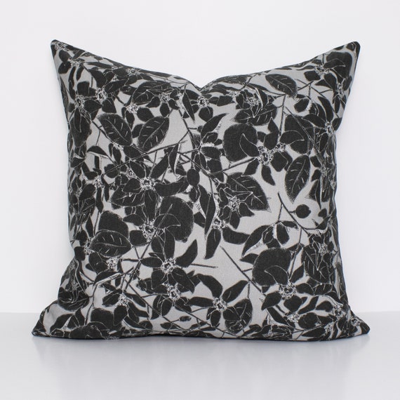 Meyer Pillow Cover in Black