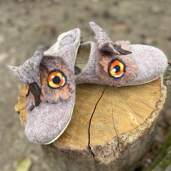 Felted  slippers wool clogs handmade shoes ethnic house shoes  felted wool slippers Flip flop comfort shoes felt slippers home shoes owl