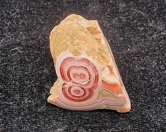Stactatite de rhodochrosite 86 grammes, 2 faces polies de haute qualité, couleurs étonnantes, d&#39;Argentine