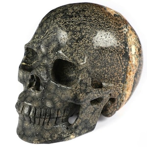 BROWN SNOWFLAKE Carved Crystal Skull, Realistic, Crystal Healing, metaphysical healing, Crystal gift, Crystal deocrative, Home decor