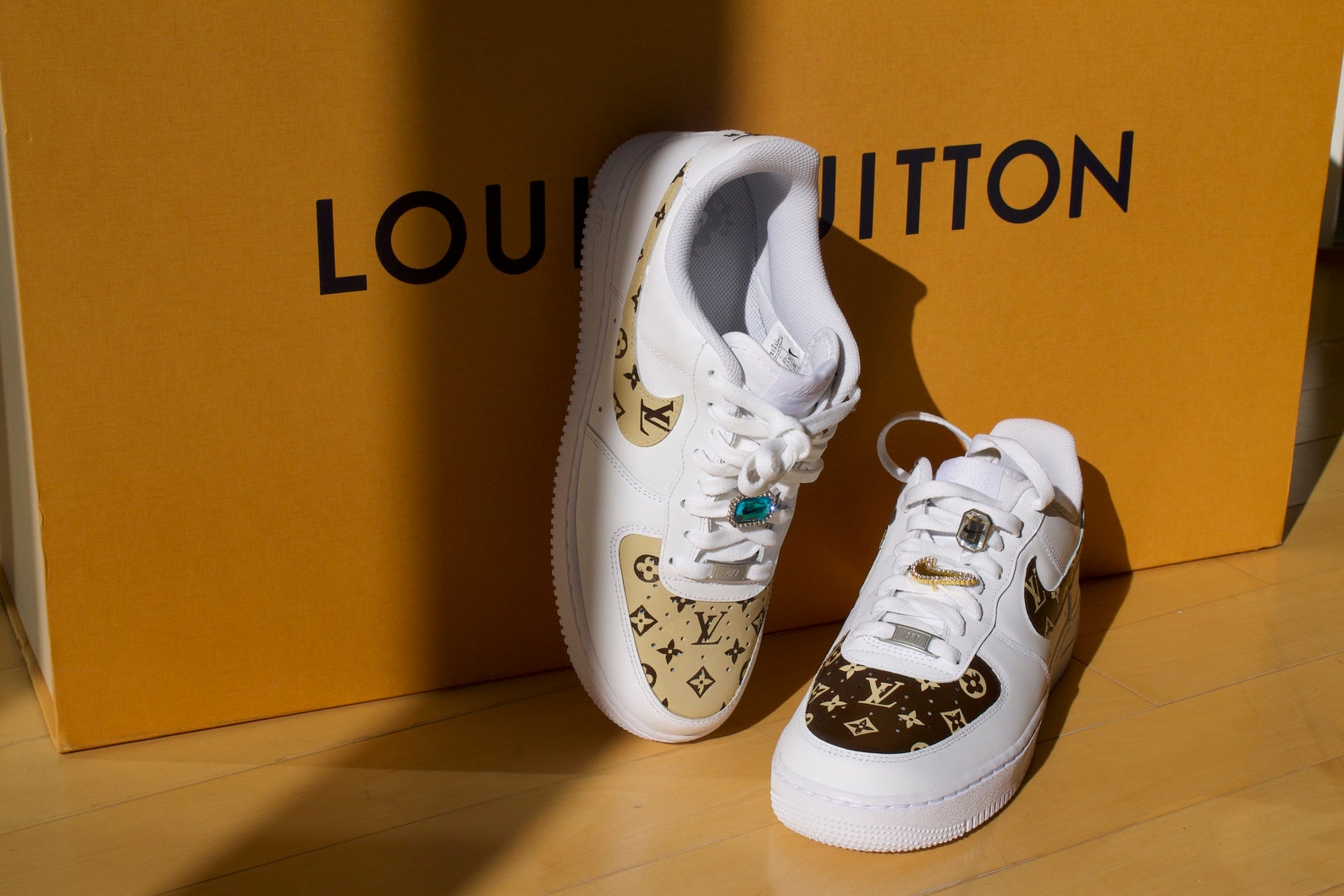 have a nike day air force 1 with charms