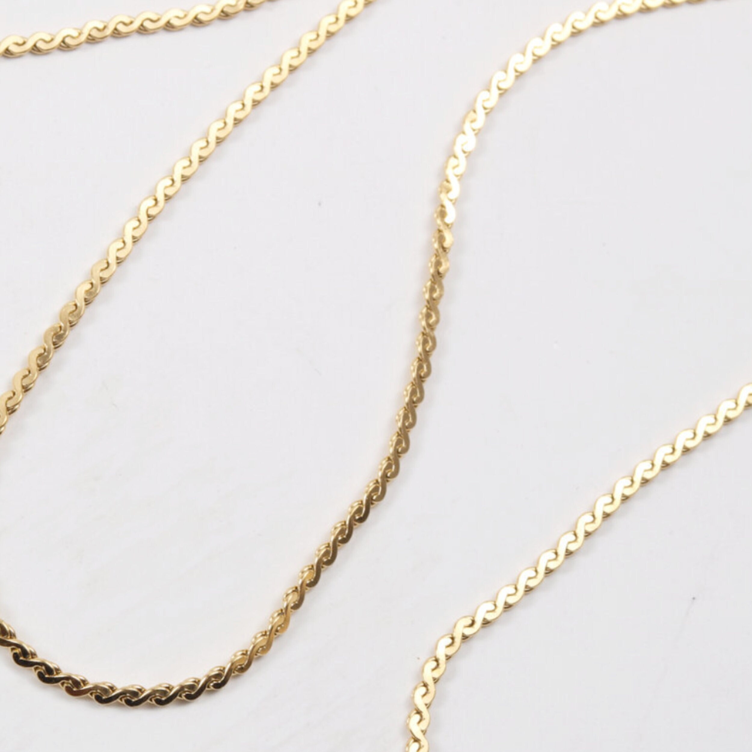 Sasha Dainty Serpentine Necklace 18K 