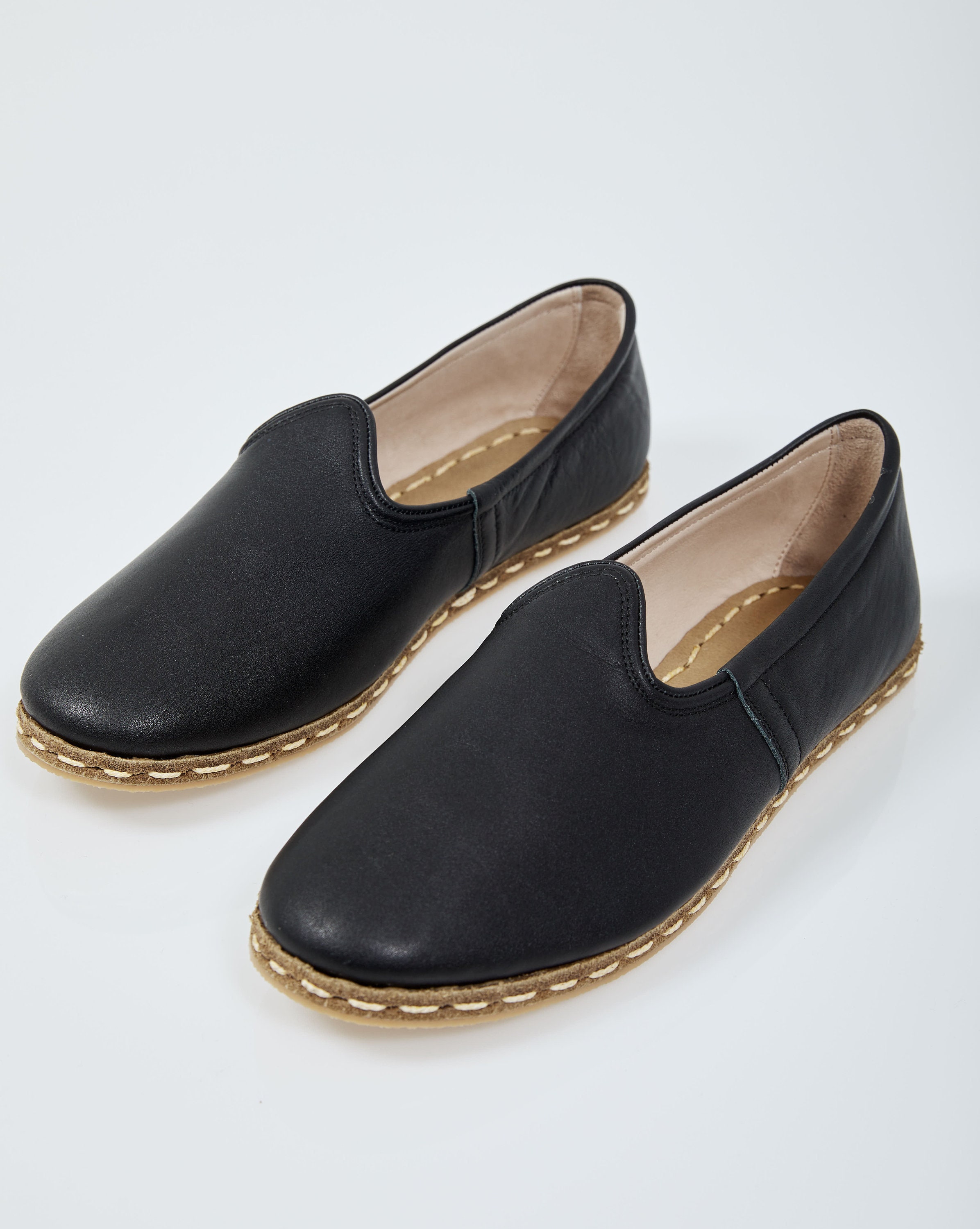 black flat leather shoes womens