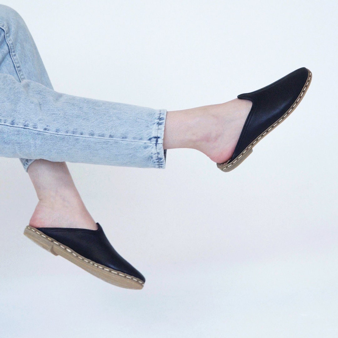 stylish leather slippers