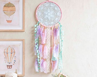 Atrapasueños arcoíris para colgar en la pared, decoración para habitación de niñas, arte bohemio colorido, manualidades para pijamadas infantiles, regalo de cumpleaños, baby shower, guardería, rosa menta