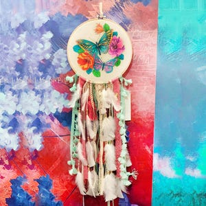 DIY Unicorn Dreamcatcher Craft Kit Kids Art Activity Rainbow Craft Kit Birthday Gift for Girls Paint and Markers Creative Kids Gift Baby image 11