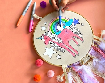 Kit de manualidades para fiesta de cumpleaños de unicornio para niñas: pinta tu propio atrapasueños. Actividad artística infantil. Recuerdo de fiesta boho. Regalo de elefante, mariposa y selva.