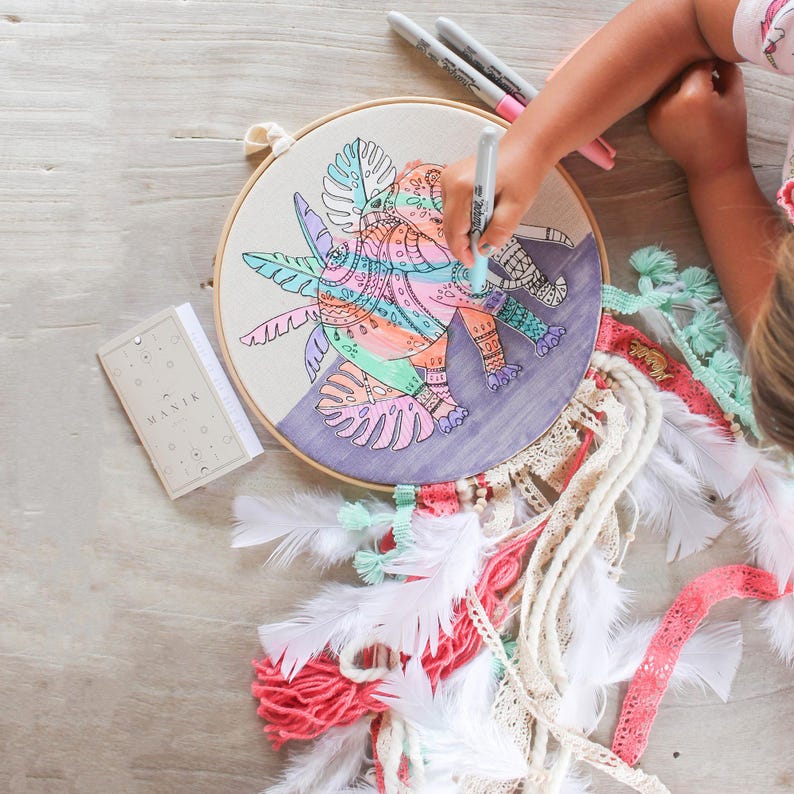 DIY Unicorn Dreamcatcher Craft Kit Kids Art Activity Rainbow Craft Kit Birthday Gift for Girls Paint and Markers Creative Kids Gift Baby image 17