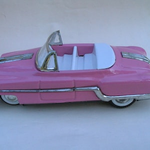 CONVERTIBLE  FRICTION  CAR
