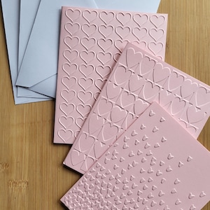 Jeu de cartes pour lettres faites main en relief avec trois motifs de cœurs différents - Lot de 3