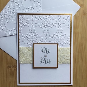 Gaufrage de modèle de carte fait main de Mr & Mrs parfait pour le mariage/fiançailles