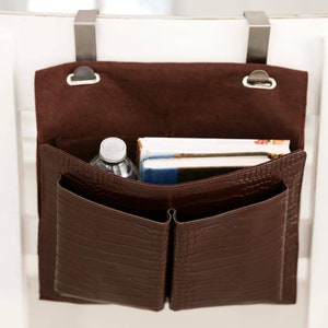 Organizador de cama, elegante organizador de cajones, almacenamiento multifuncional para el hogar para armario, cama, sofá, armarios de cocina, automóvil y más, cuero sintético marrón, regalo