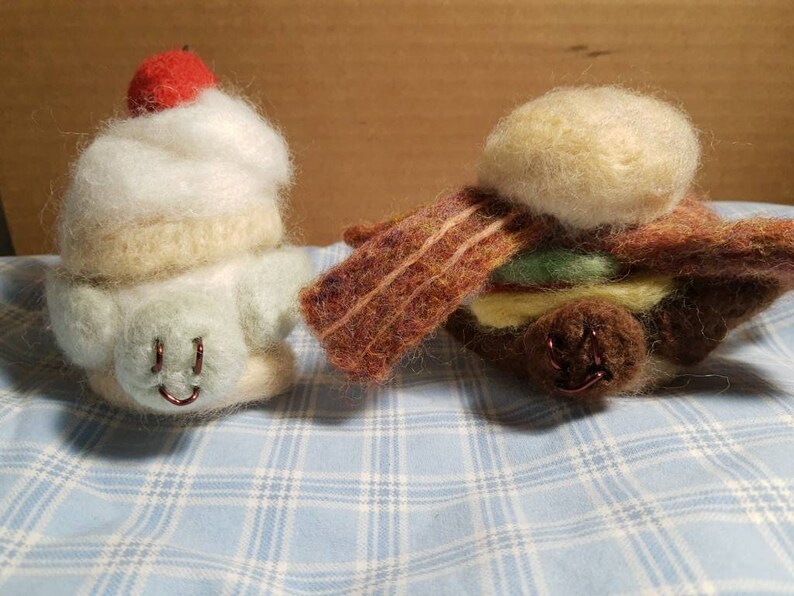 Needle Felted Food Turtles 2 choices image 1