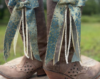 Americana Boot Bows