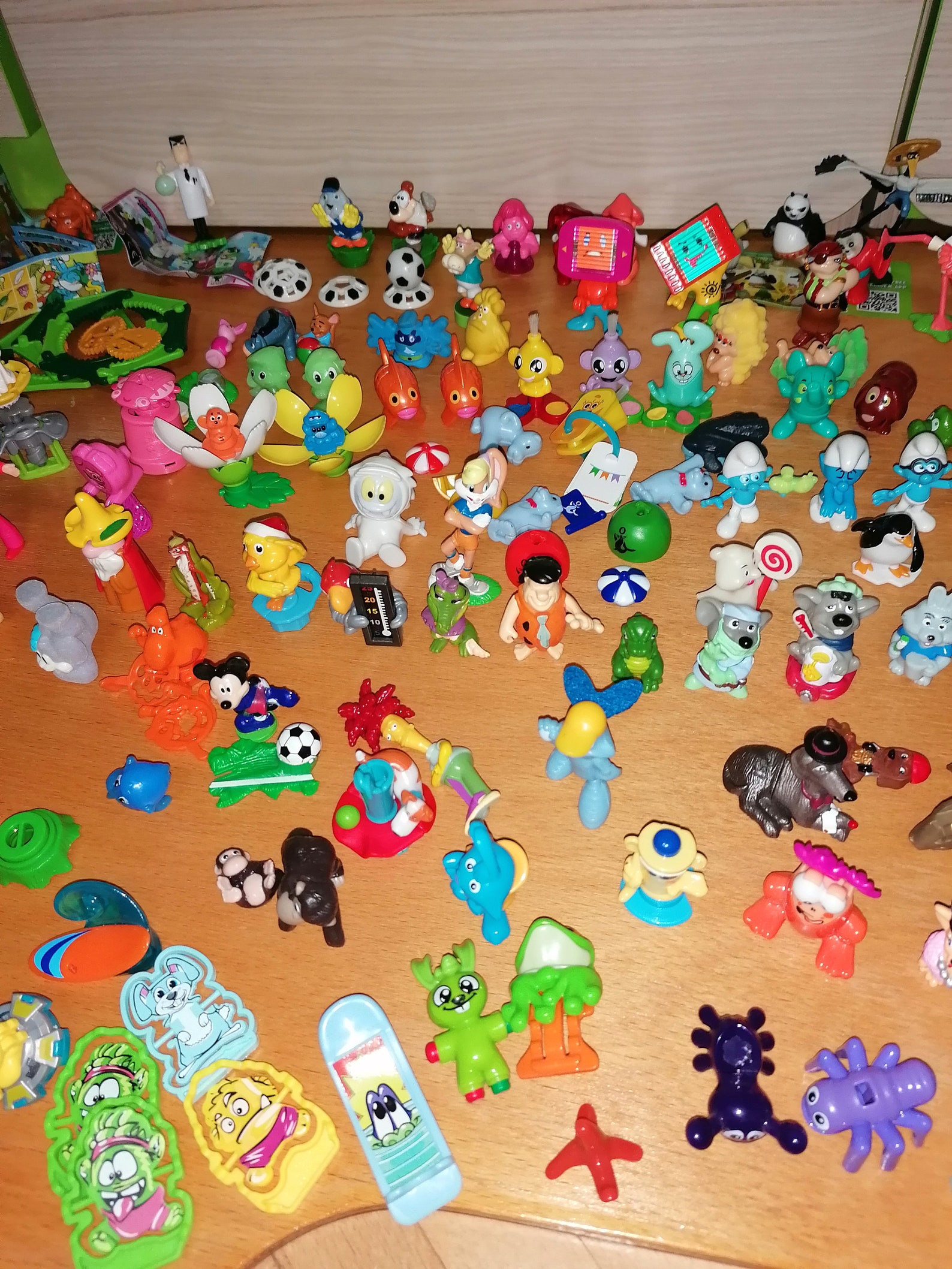 Kinder Egg Kinder Surprise Toy Approx 200 Pieces Ferrero Etsy