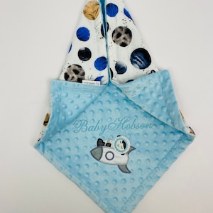 Baby LOVEY Planets Flanell - Minky , personalisierte Planeten Decke, Space Theme Decke, Astronaut Decke, Raumschiff Babydecke Unisex